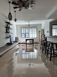 Holland Road (D10), Condominium #532389121